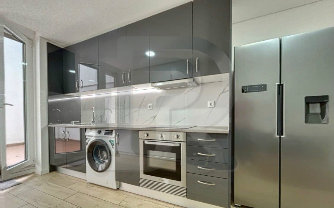 🏡 Apartamento Renovado na Avenida Sá Carneiro – Bragança