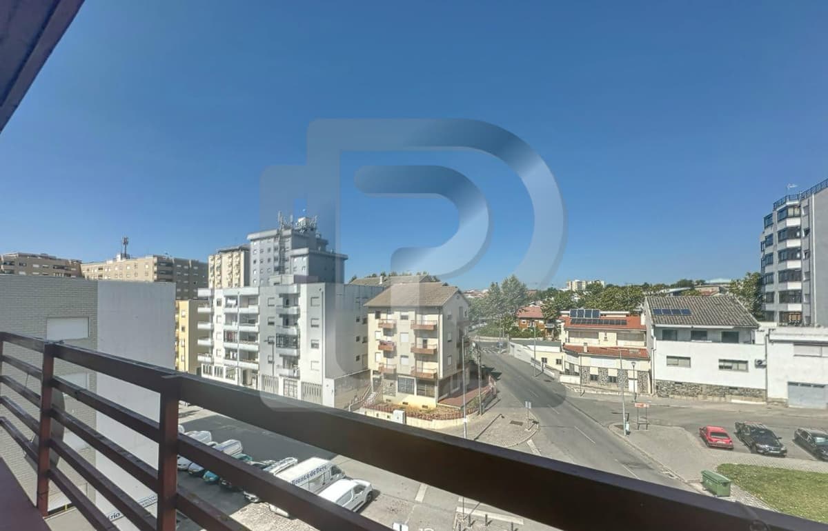 Apartamento T3 em Bragança -Oportunidade de Investimento